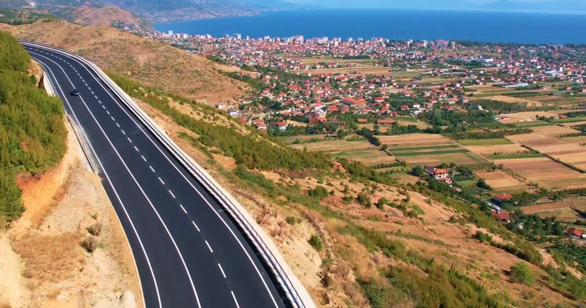 Sot hapet rruga Qukës–Qafa e Plloçës, shkurton distancën me Korçën